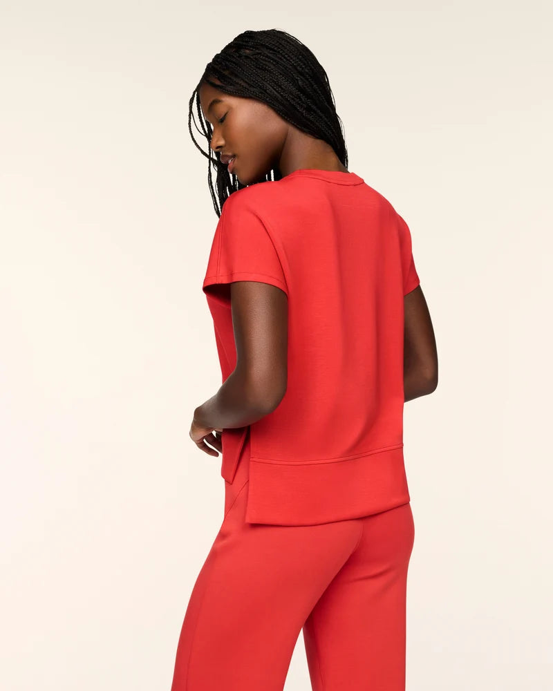 Airessentials Crewneck Tee (Lip Stain)