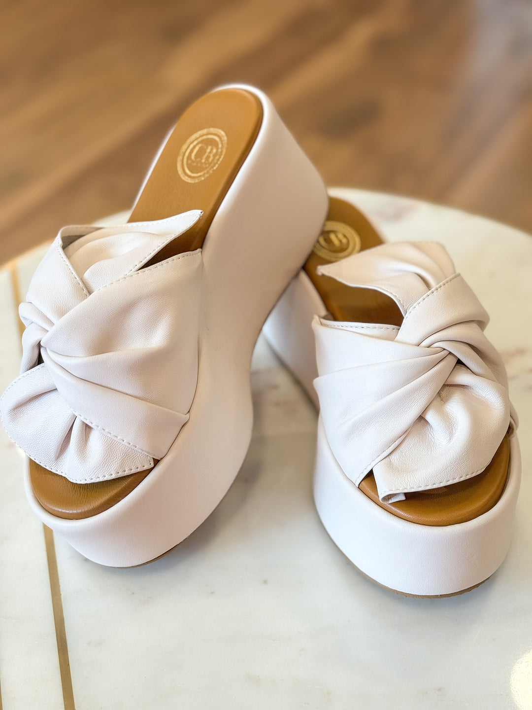 Italia Wedge (Off White Nappa)