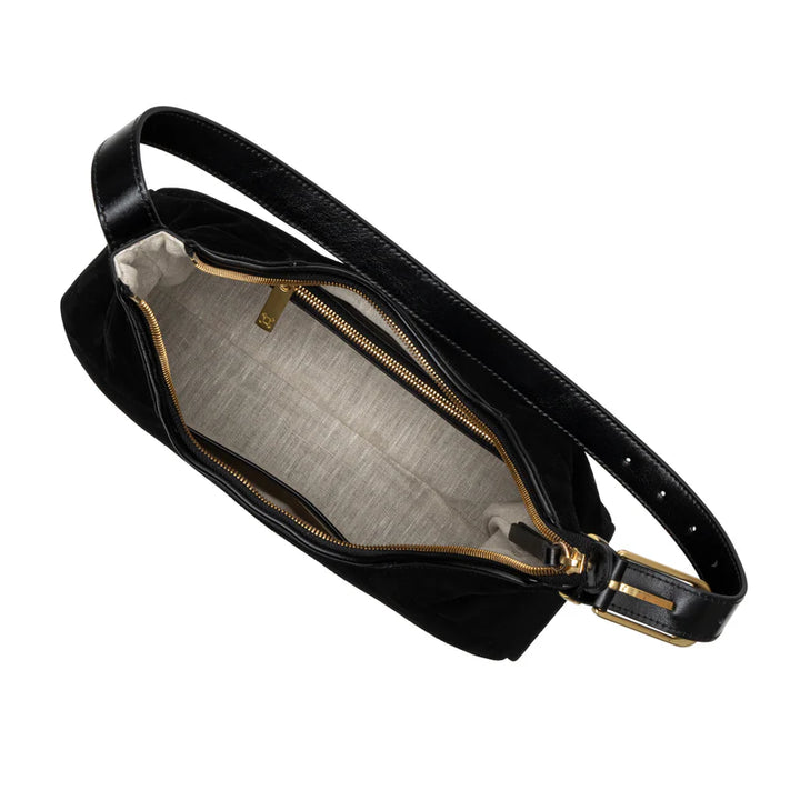 The Izola (Black)