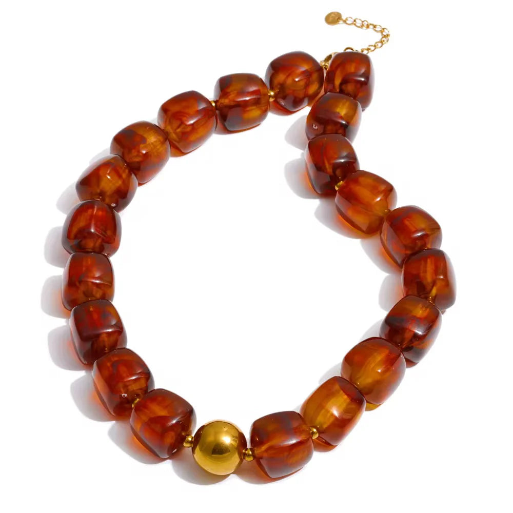 Martha Necklace (Brown)