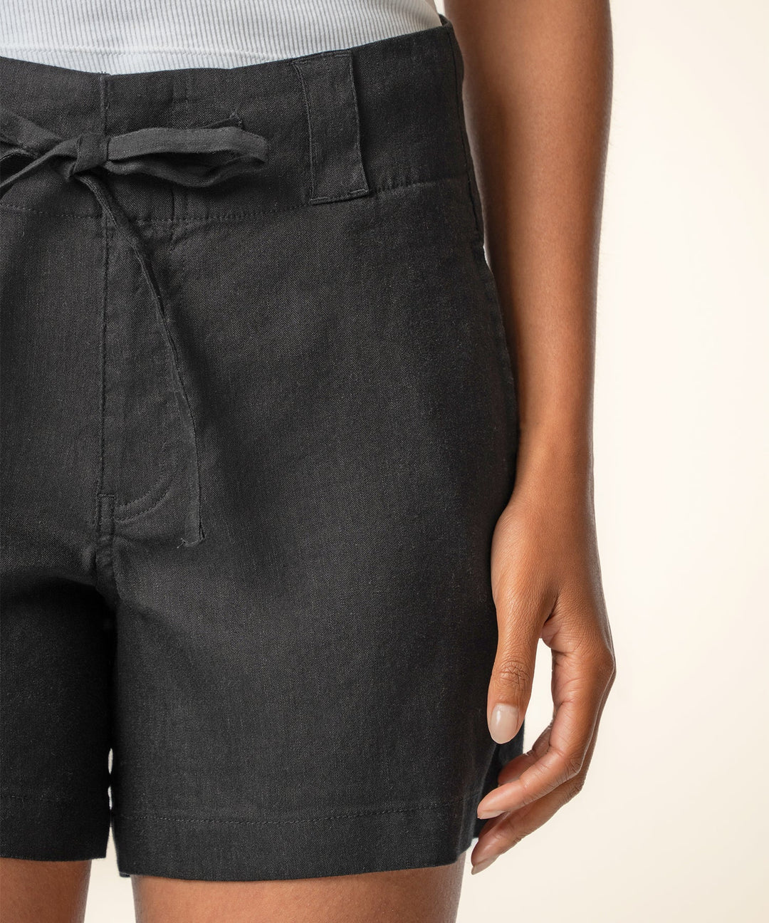 Katie High Rise Drawstring Short (Black)