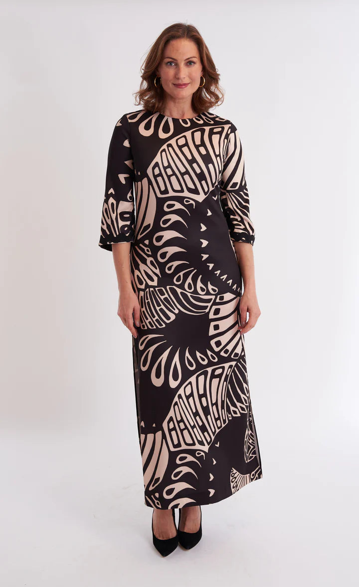 Cassandra Dress (Paddle Black)